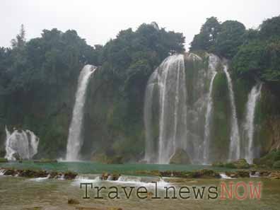 Ban Gioc Waterfall in Cao Bang Vietnam