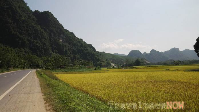 There are several routes which are wonderful for motorbike adventure tours to the Ba Be National Park