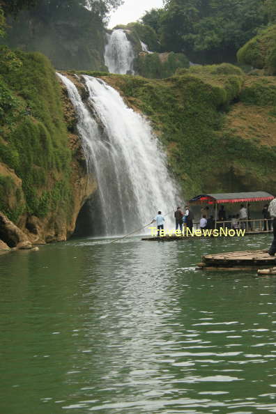 We can get very close to the Ban Gioc Waterfall to get soaked in the sound and vibe