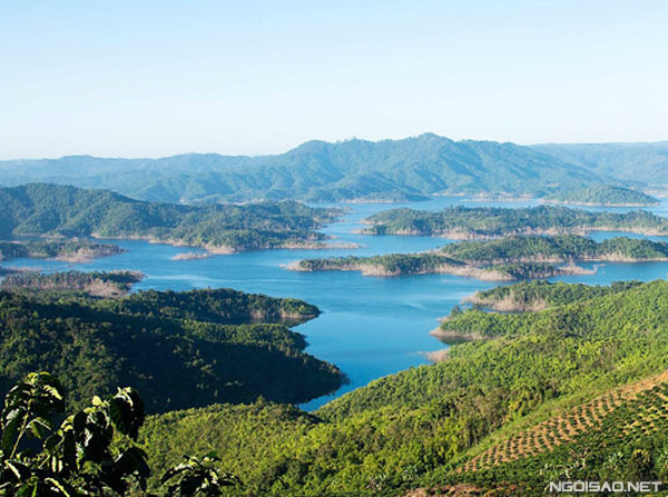 Ta Dung Lake and National Park