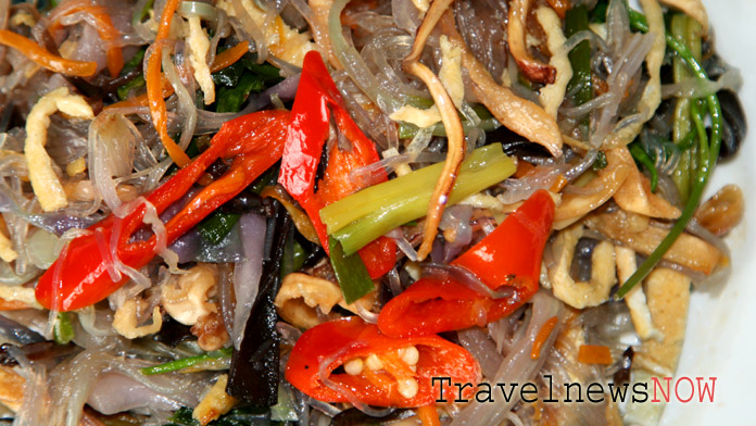 Fried mien seafood