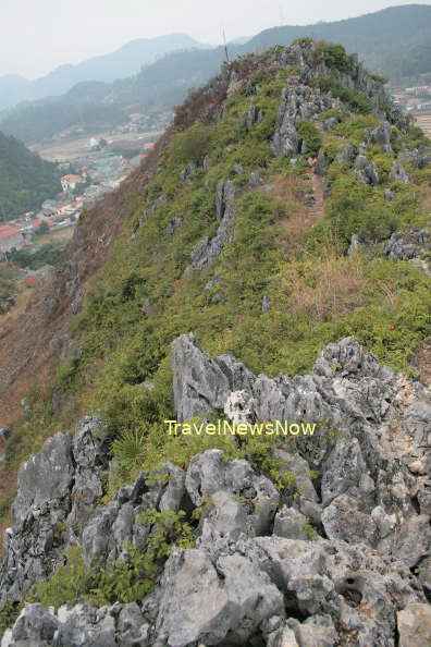 The To Thi Mountain offers great historical lessons as well as wonderful hiking experiences