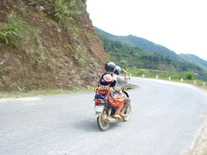 Route 70 between Lao Cai City and Bac Ha Town