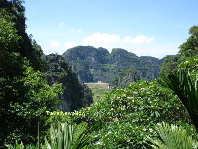 Mountains around the Bich Dong Pagoda in Ninh Binh