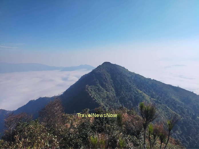 White clouds at the Ta Xua Mountain Dinosaur Backbone