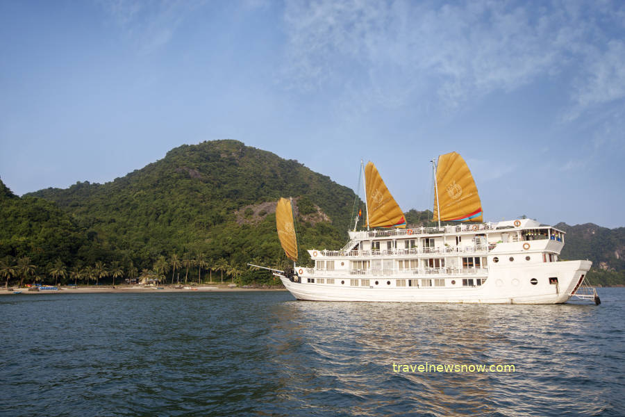 Hera Classic Boutique Cruises Halong Bay