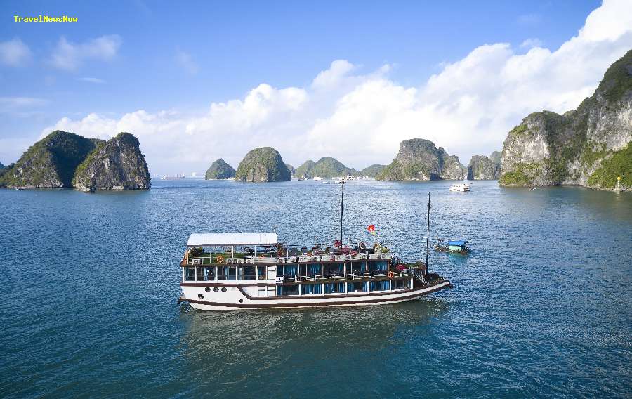 Lavender Elegance Cruise Halong Bay