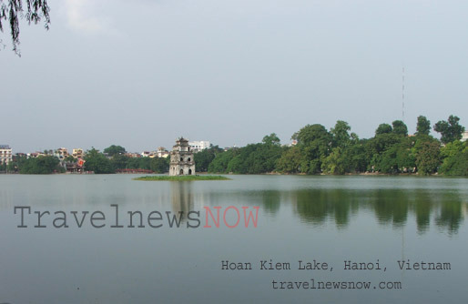 Hoan Kiem Lake, Hanoi, Vietnam